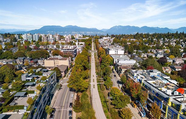 310 6333 West Boulevard Kerrisdale