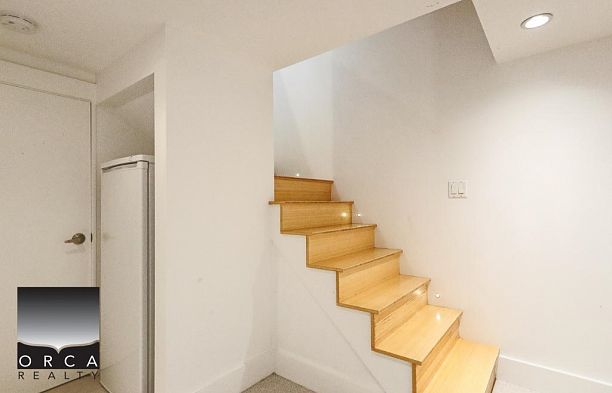 Main Level 5988 DUNBAR STREET, Vancouver BC V6N 1X2 Southlands