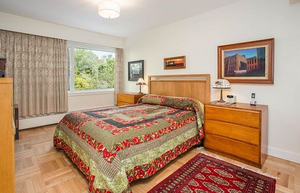 101 6076 Tisdall Street Oakridge VW
