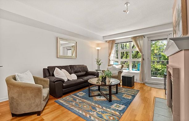 308 2161 W 12th Avenue Kitsilano
