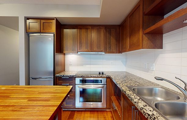 4xx 2288 W BROADWAY, Vancouver BC V6K 0B3 Kitsilano