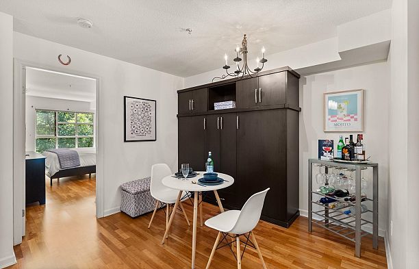 308 2161 W 12th Avenue Kitsilano