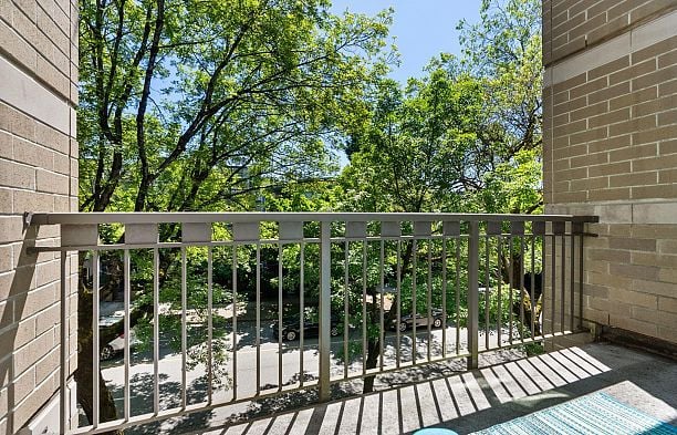 308 2161 W 12th Avenue Kitsilano