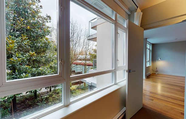 4xx 2288 W BROADWAY, Vancouver BC V6K 0B3 Kitsilano
