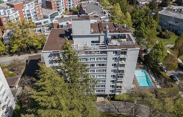 101 6076 Tisdall Street Oakridge VW