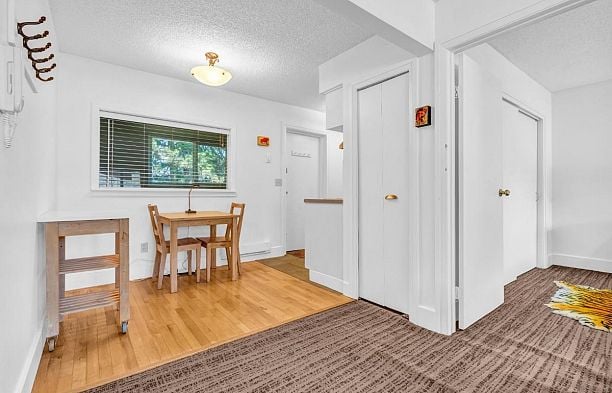 2575 W 3rd Avenue Kitsilano