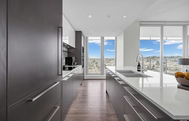 2501 8031 Nunavut Lane Marpole