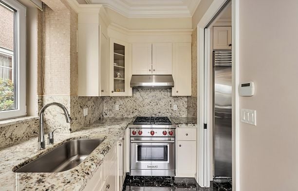 3963 W 11th Avenue Point Grey