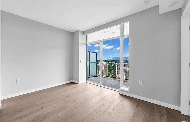 2302 7433 Cambie Street South Cambie