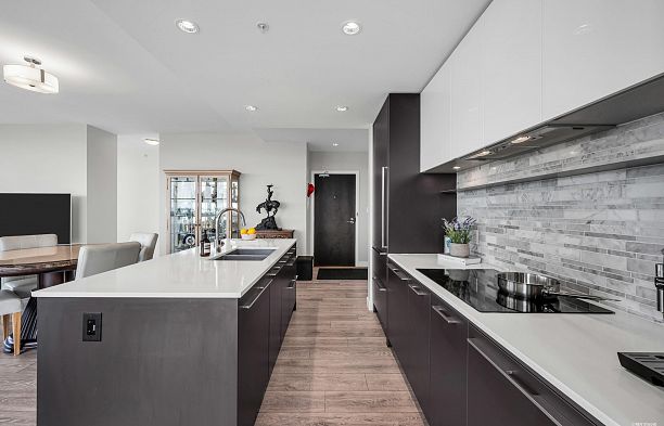 2501 8031 Nunavut Lane Marpole