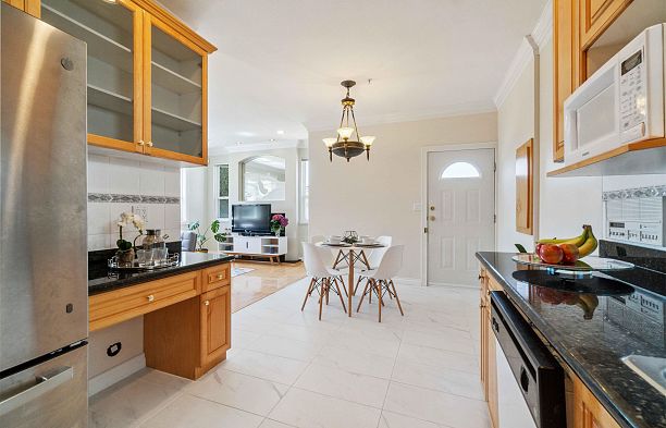 1303 W 67th Avenue Marpole