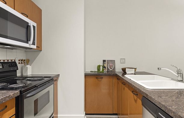 115 1823 W 7th Avenue Kitsilano