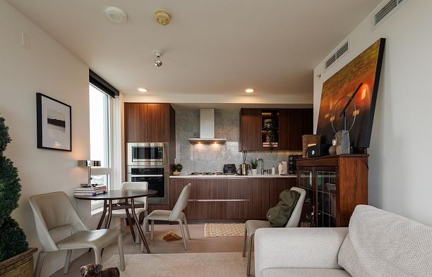 1809 455 SW Marine Drive Marpole