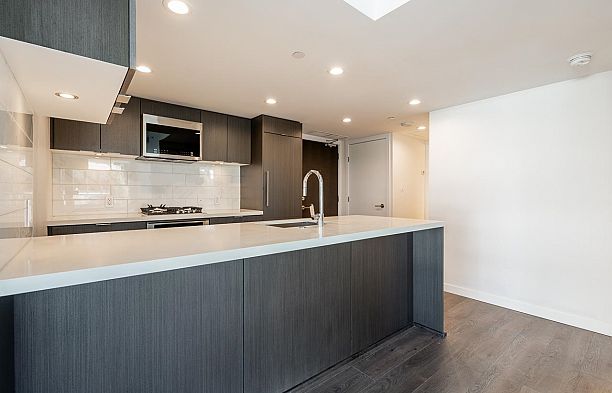 205 8238 Lord Street Marpole