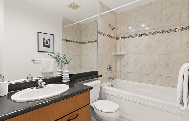 115 1823 W 7th Avenue Kitsilano