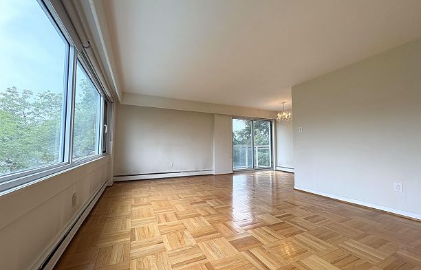305 6076 Tisdall Street Oakridge VW