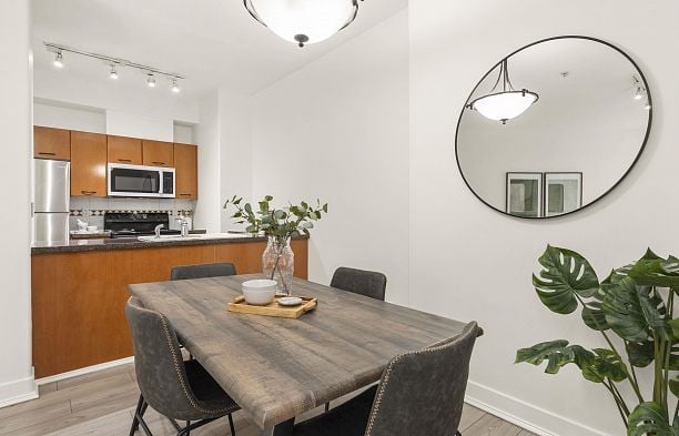 115 1823 W 7th Avenue Kitsilano
