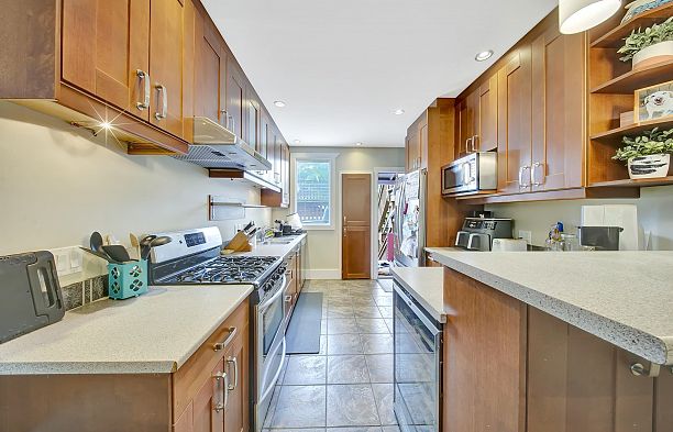 2770 W 5th Avenue Kitsilano