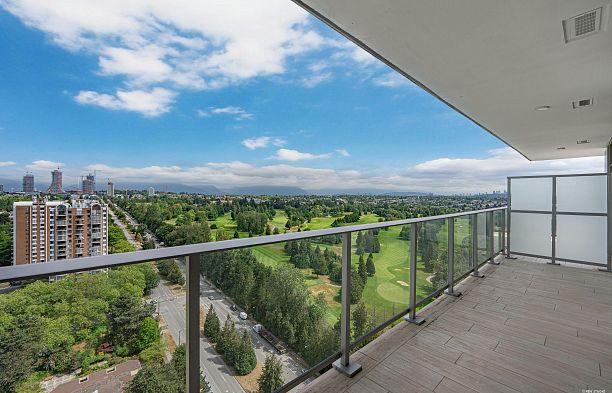 2302 7433 Cambie Street South Cambie