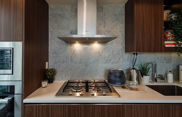 1809 455 SW Marine Drive Marpole