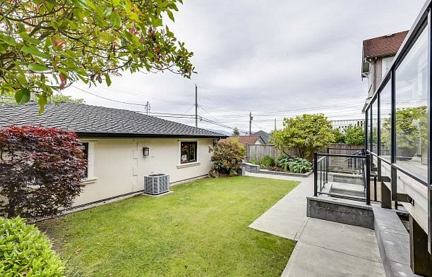 3963 W 11th Avenue Point Grey