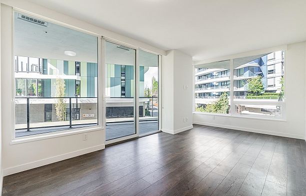 205 8238 Lord Street Marpole