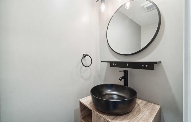 12 2880 W 4th Avenue Kitsilano