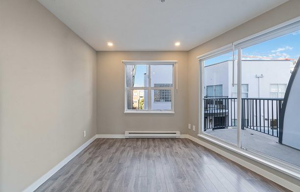 12 2880 W 4th Avenue Kitsilano