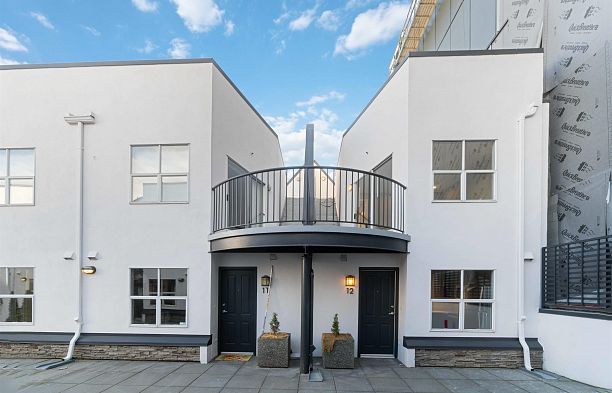 12 2880 W 4th Avenue Kitsilano