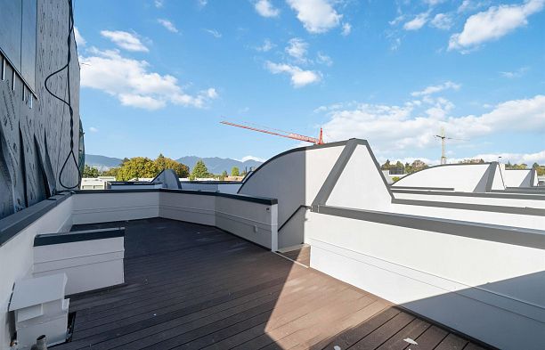 12 2880 W 4th Avenue Kitsilano