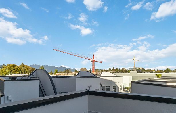 12 2880 W 4th Avenue Kitsilano