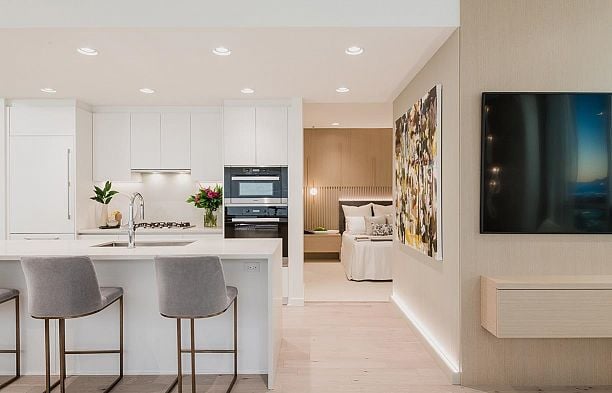 1905 485 West 42nd Avenue Oakridge VW