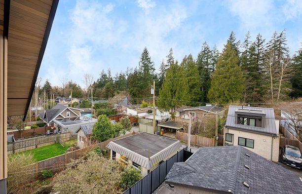 1 5937 Holland Street Southlands