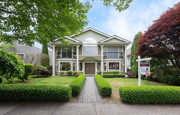 3520 W 30th Avenue Dunbar
