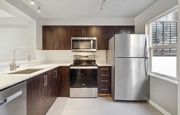12 2880 W 4th Avenue Kitsilano
