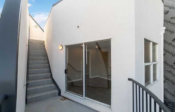 12 2880 W 4th Avenue Kitsilano