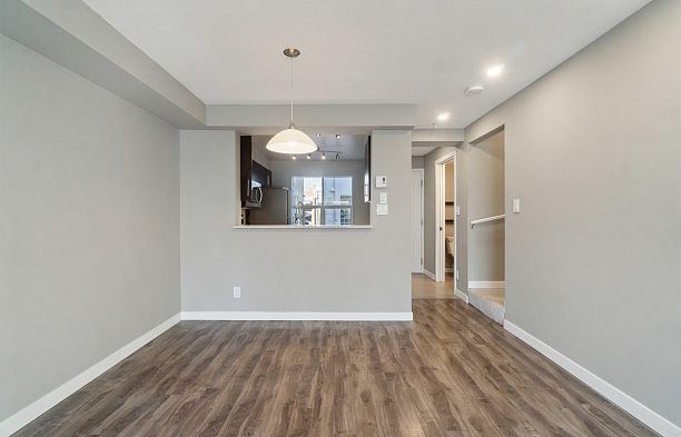 12 2880 W 4th Avenue Kitsilano