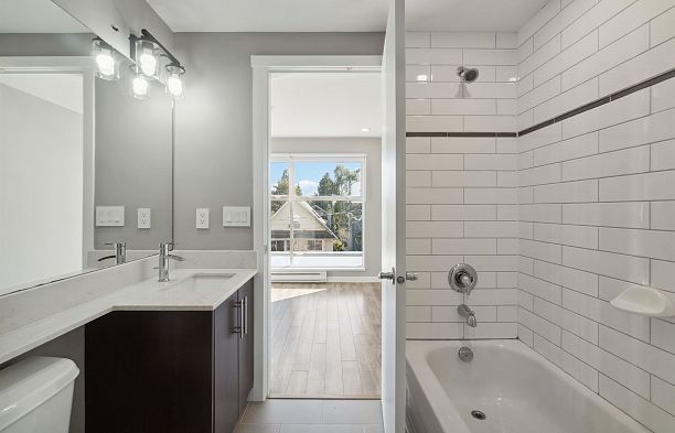 12 2880 W 4th Avenue Kitsilano
