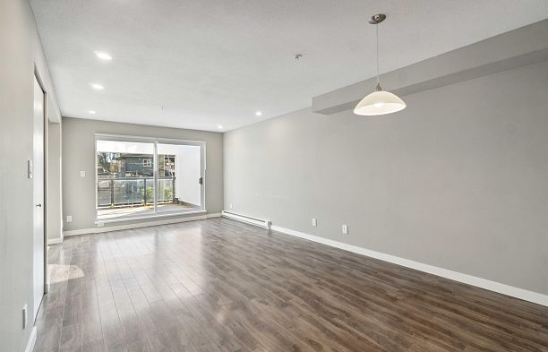 12 2880 W 4th Avenue Kitsilano