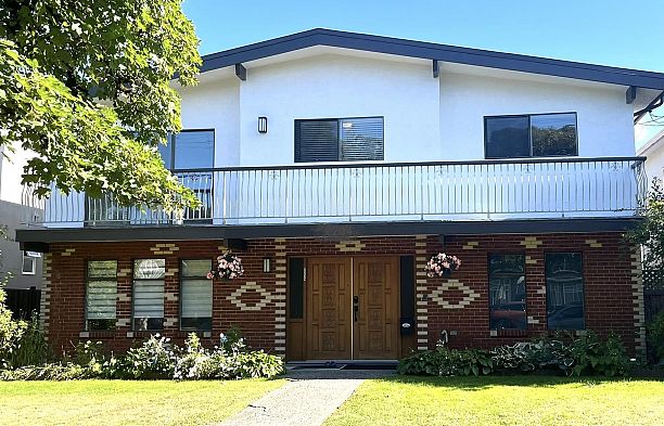 2*** E 47TH AVENUE, Vancouver BC V5P 1R3 Main