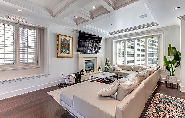 4459 W 5th Avenue Point Grey