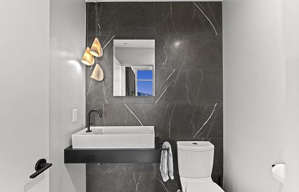 3701 1211 Melville Street Coal Harbour