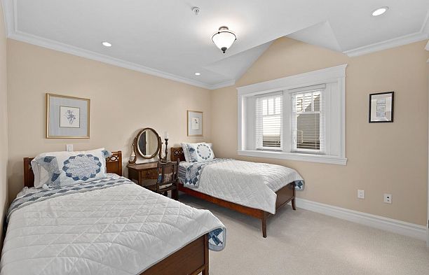 4640 W 7th Avenue Point Grey