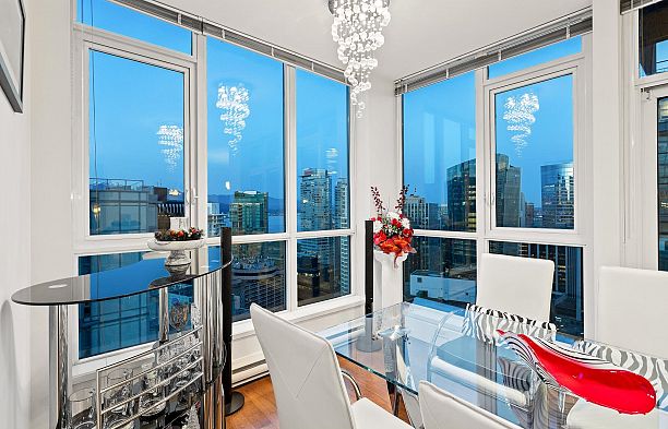 3303 1189 Melville Street Coal Harbour