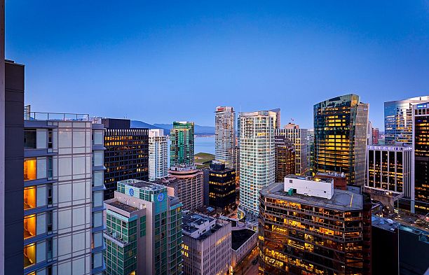 3303 1189 Melville Street Coal Harbour