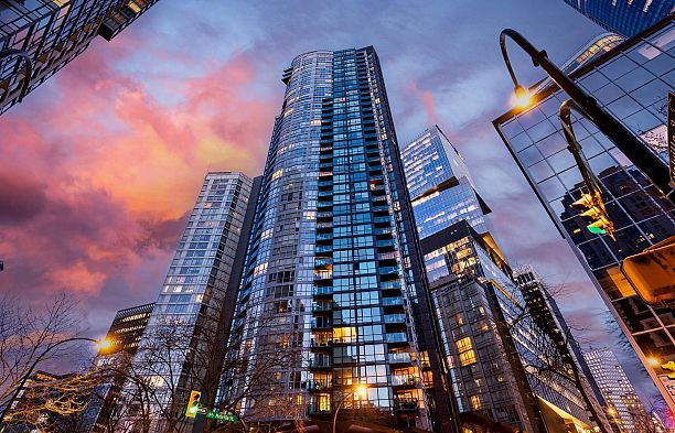 3303 1189 Melville Street Coal Harbour