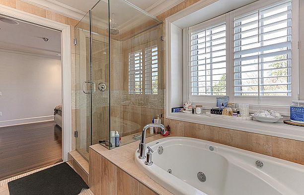 4459 W 5th Avenue Point Grey