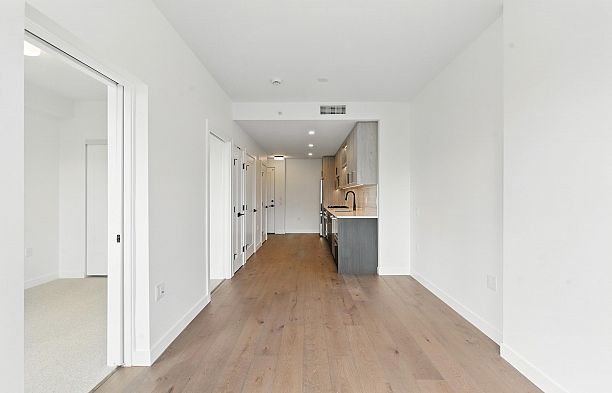310 6859 Cambie Street South Cambie