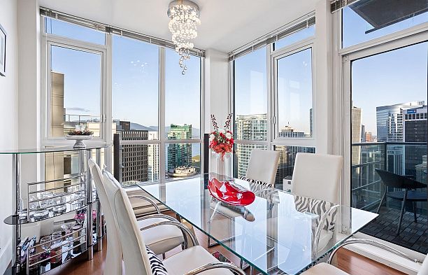 3303 1189 Melville Street Coal Harbour