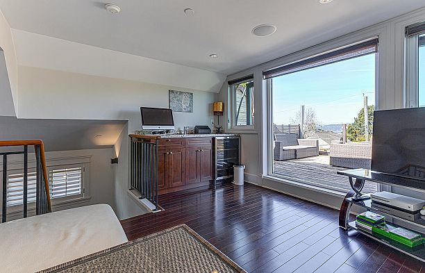 4459 W 5th Avenue Point Grey